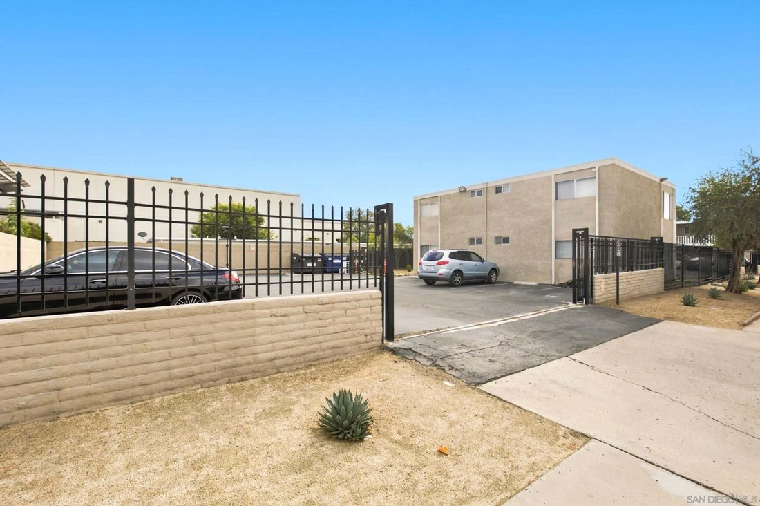 El Cajon, California, United States 5 - 19104592