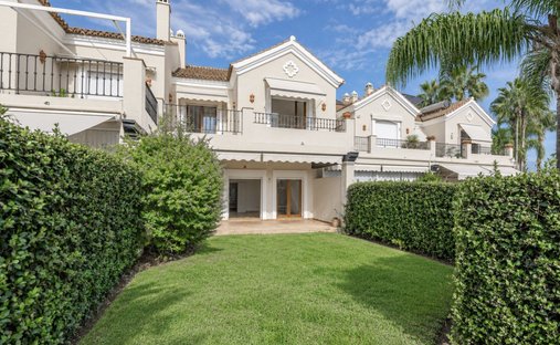 Townhouse in Estepona, Andalusia, Spain 1