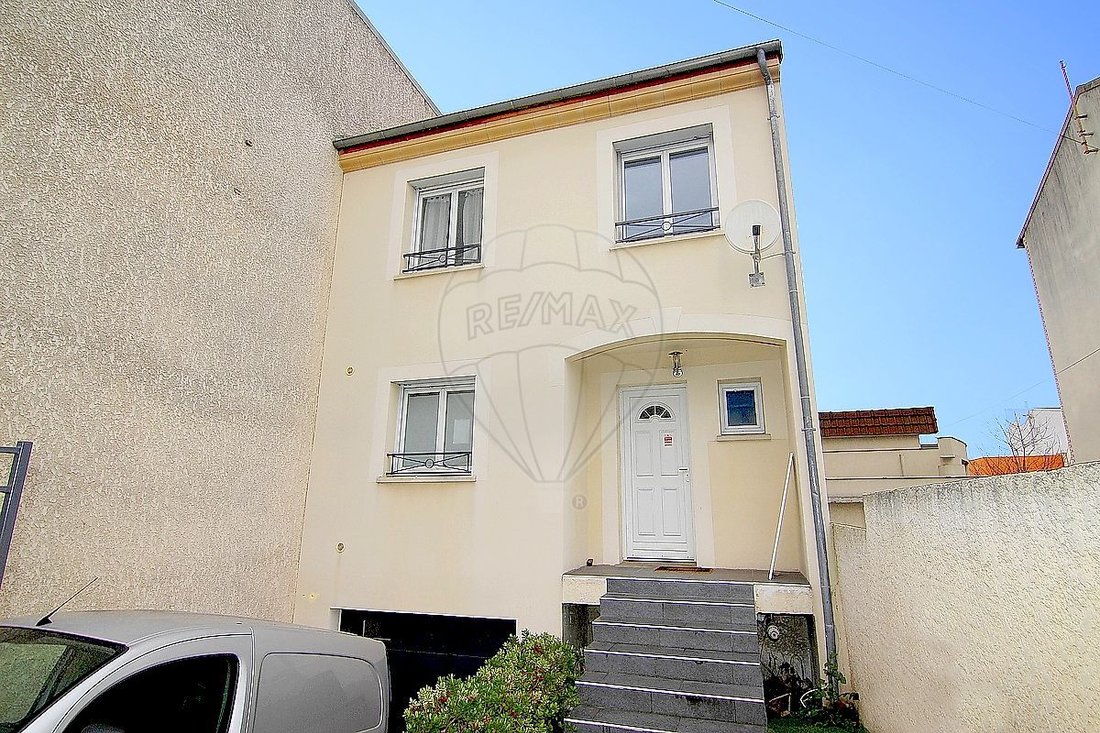 Casa en Gabriel Péri-Estienne d'Orves, Colombes, Francia 1 - 19107875