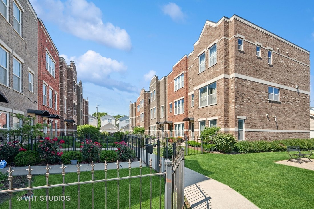 Villa in Chicago, Illinois, United States 1 - 19108030
