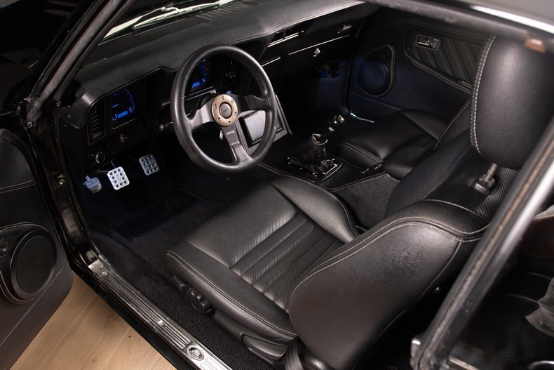 LS3 Powered 6-Speed Restomod in Green Brook, United States 3 - 19106960