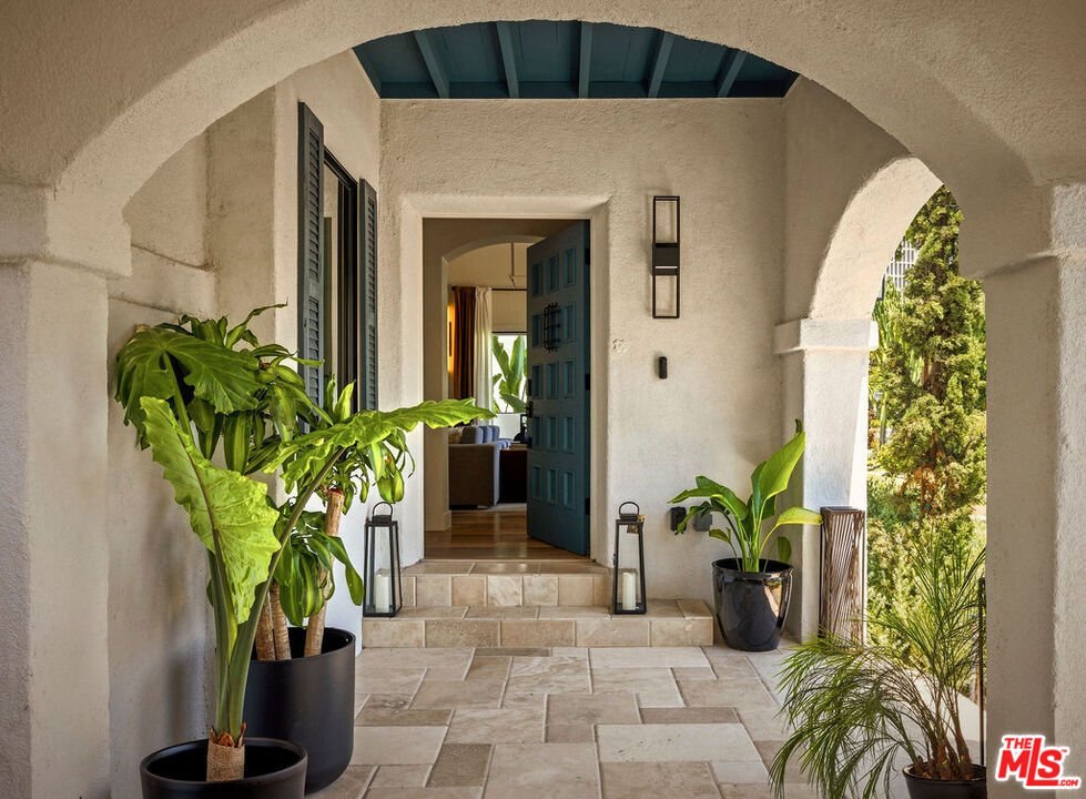 House in Los Angeles, California, United States 2 - 19108339
