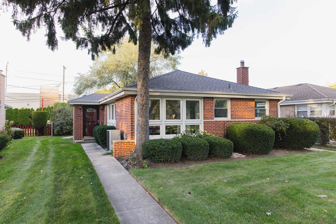 House in Skokie, Illinois, United States 1 - 19107389