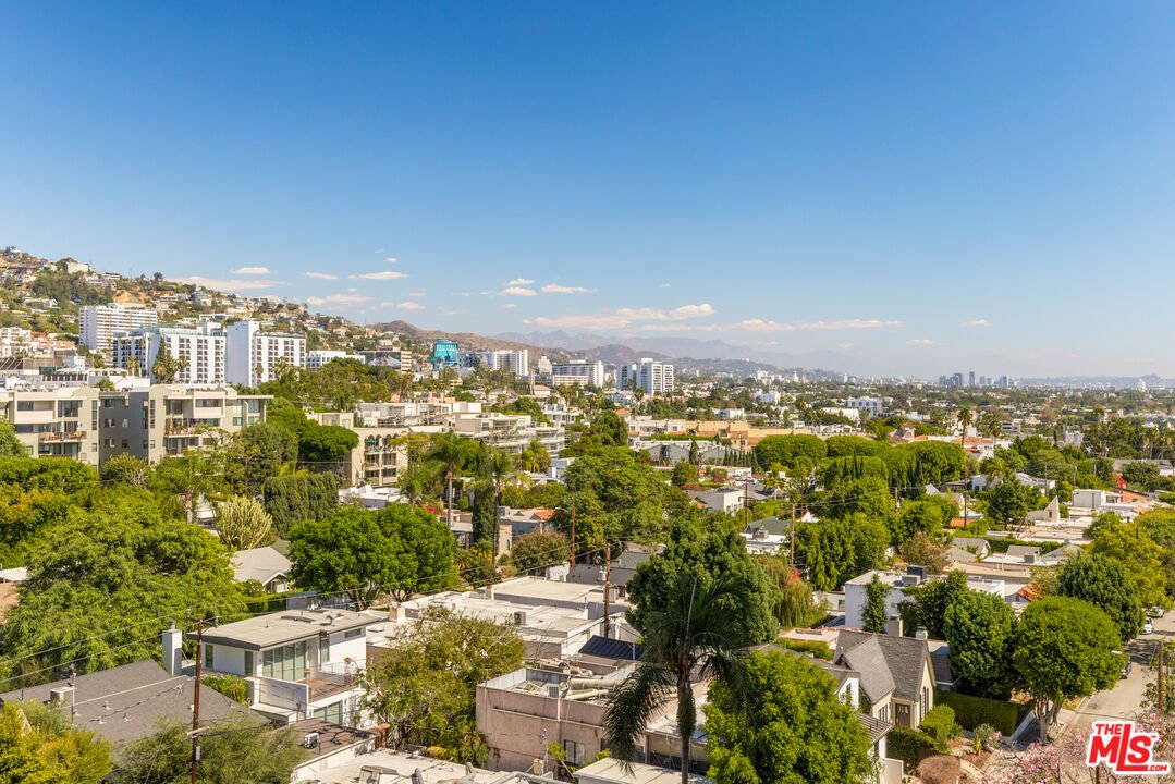 Condo in Los Angeles, California, United States 5 - 19108292