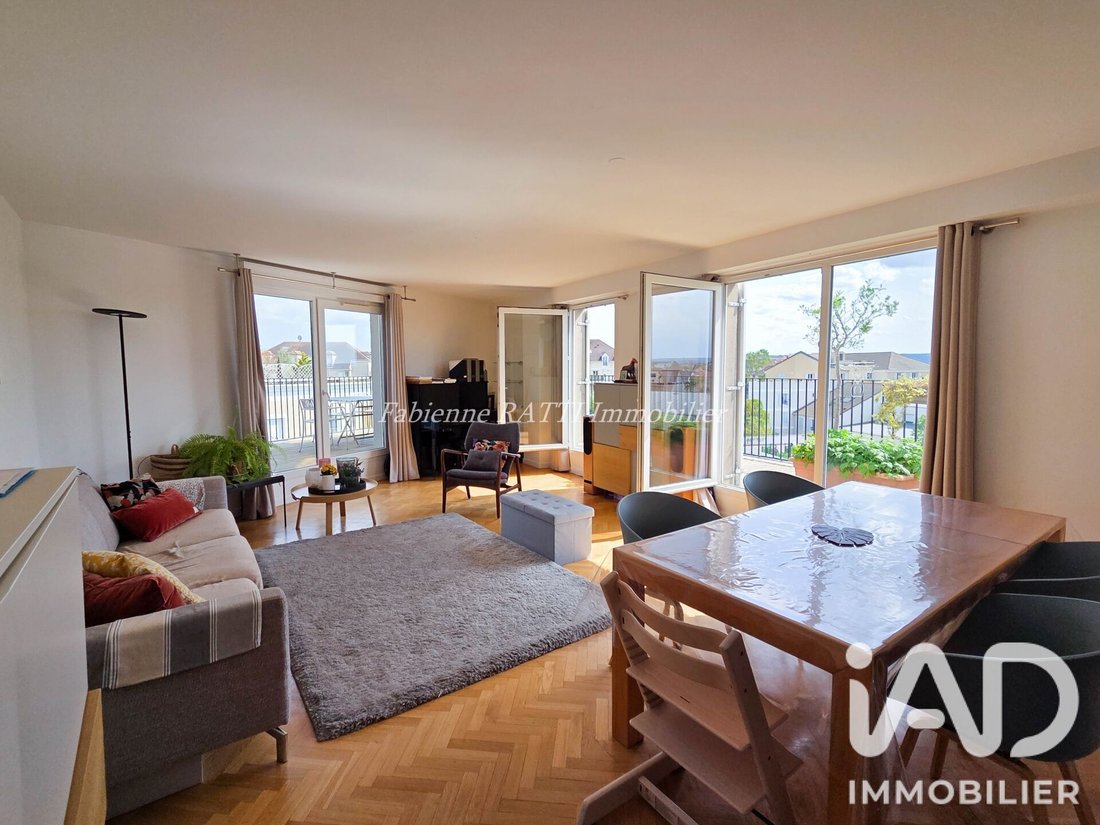 Apartment in Champignon-Vignes Blanches-La Plaine, Carrieres-sur-Seine, France 1 - 19109173