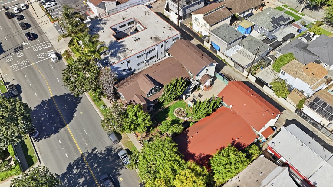 Los Angeles, California, United States 1 - 19107851