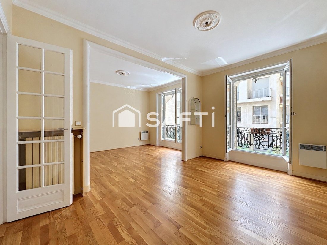 Apartment in Bois de Boulogne, Paris 16e Arrondissement, Paris 2 - 19109006