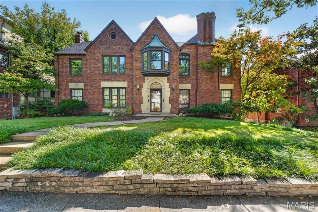 Condo in Clayton, Missouri, United States 1 - 19106808