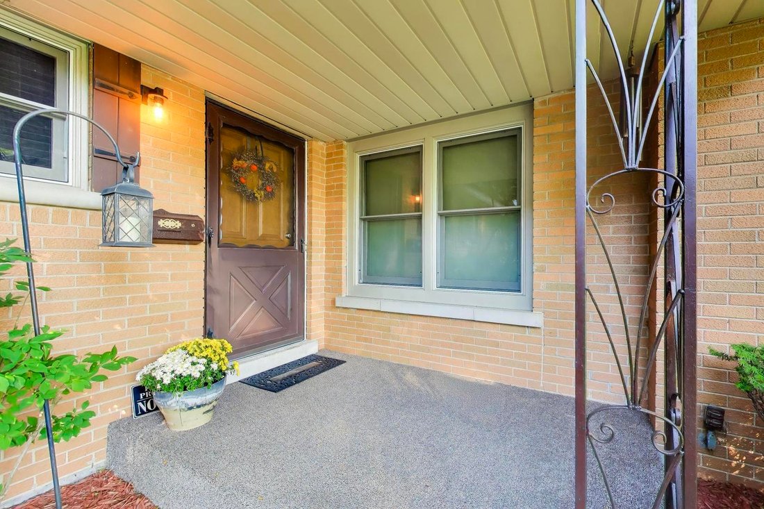 House in Mount Prospect, Illinois, United States 2 - 19107994