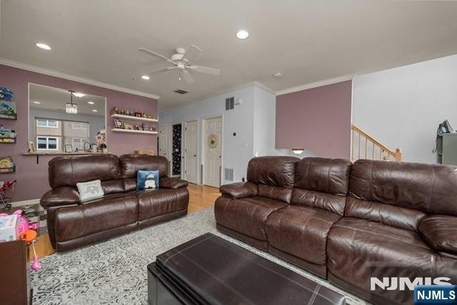 Townhouse in Guttenberg, New Jersey, United States 5 - 18820858
