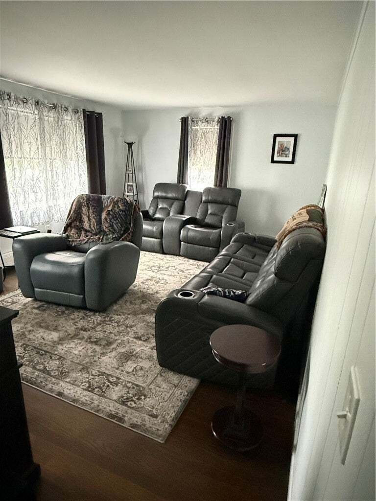 House in Cranston, Rhode Island, United States 4 - 19106792