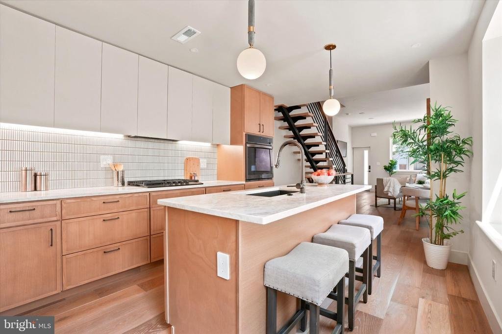 Townhouse in Philadelphia, Pennsylvania, United States 4 - 19108510