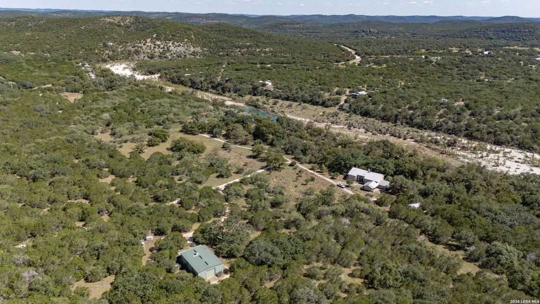 House in Uvalde, Texas, United States 1 - 19108680