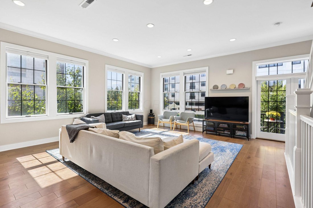 Condo in Columbus, Ohio, United States 4 - 19107109