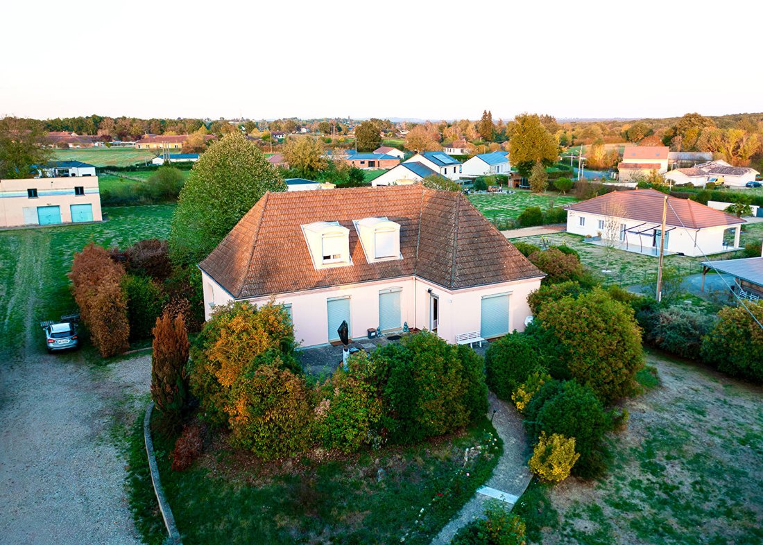 Villa en Le Soleil, Paray-le-Monial, Francia 1 - 19108941