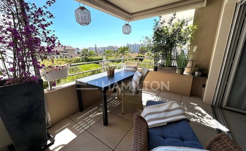 Appartamento a Fontmerle, Antibes, Francia 1