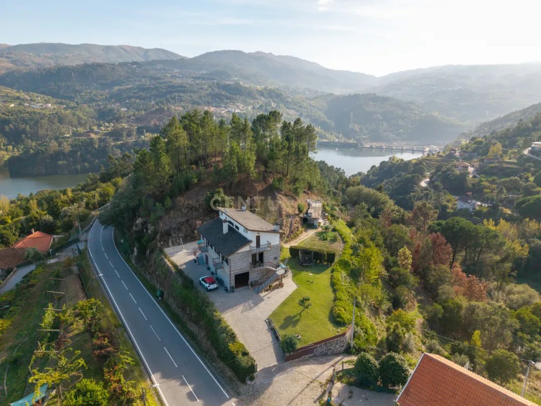 Villa à Penhalonga e Pacos de Gaiolo, District de Porto, Portugal 2 - 19107563