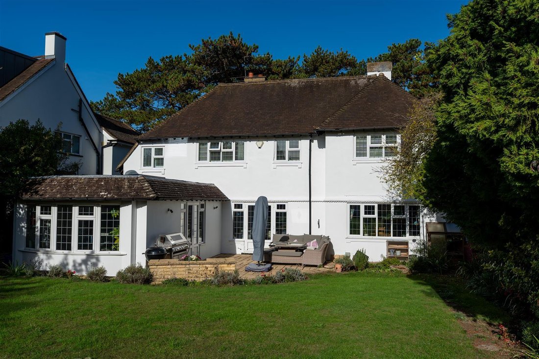 Casa en Hawks Hill, Fetcham, Inglaterra 2 - 19107105