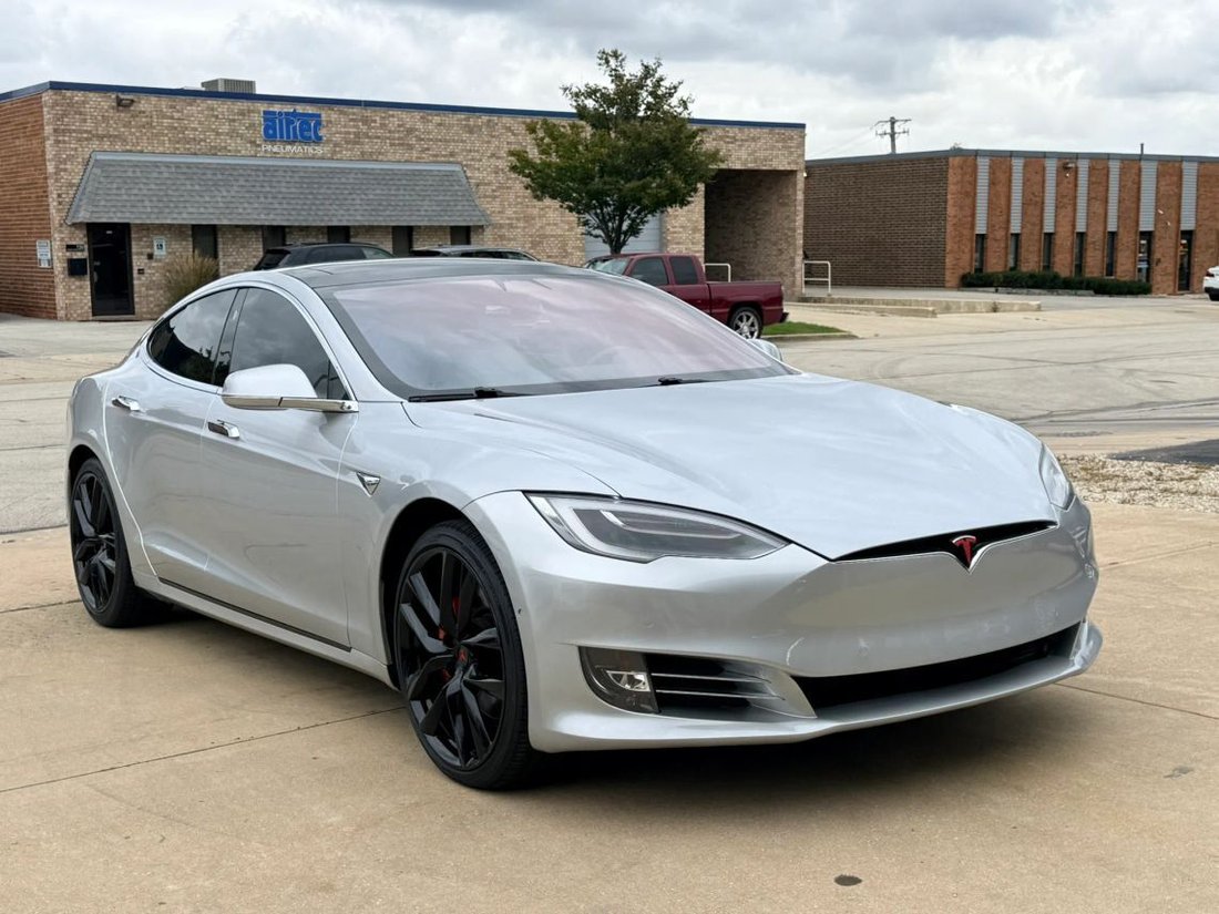 Sedan in Addison, IL, United States 3 - 19108328