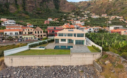 House in Ponta do Sol, Madeira, Portugal 1