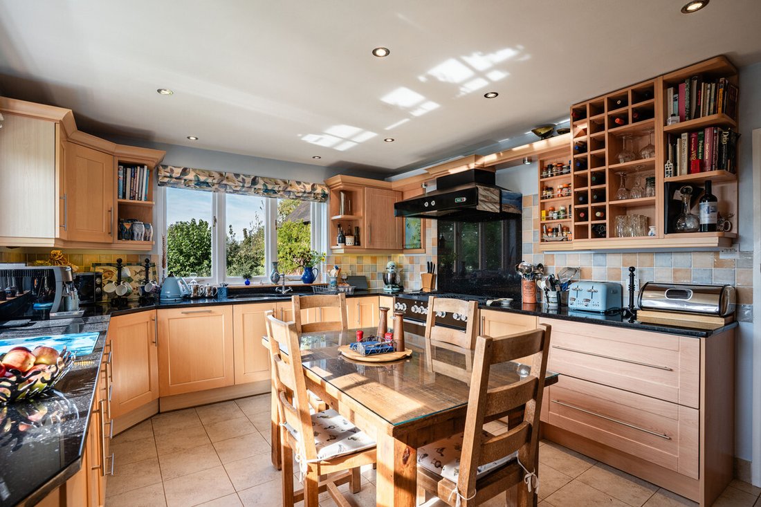 Casa a Bromsgrove, Inghilterra 5 - 19107250
