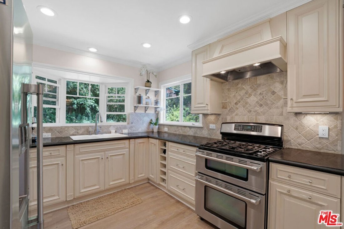 House in Los Angeles, California, United States 4 - 19107673