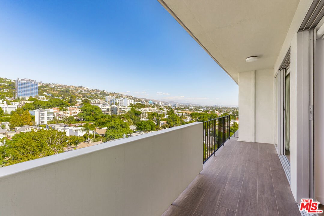 Condo in Los Angeles, California, United States 4 - 19108292