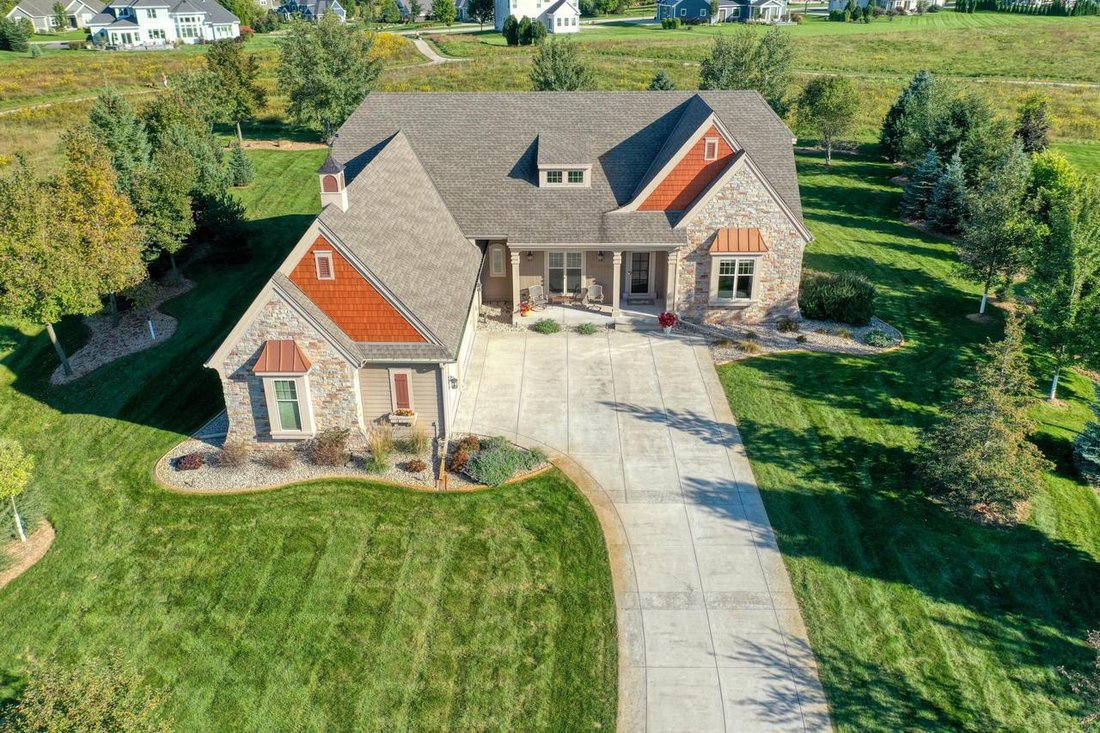 Casa a Pewaukee, Wisconsin, Stati Uniti 2 - 19106745
