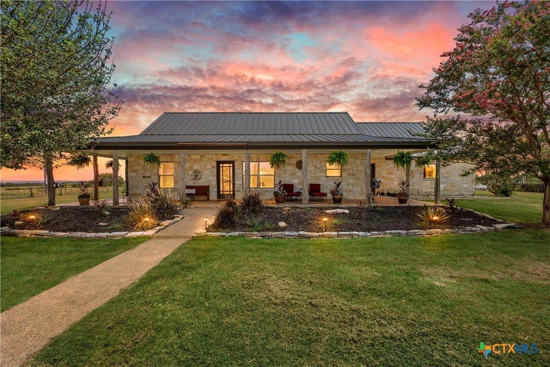 Farm Ranch in Moody, Texas, United States 3 - 19108678