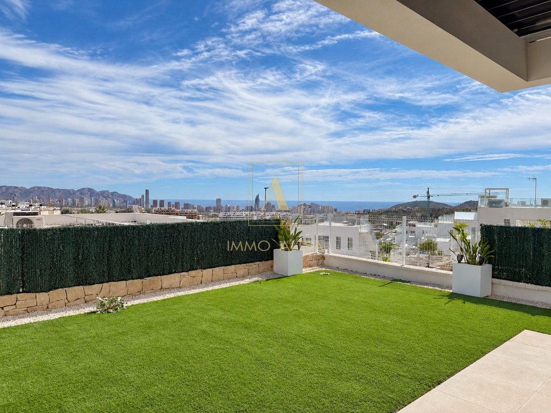 Townhouse in la Vila Joiosa / Villajoyosa, Valencian Community, Spain 4 - 19107974