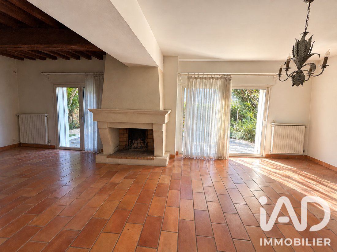 House in Fontvieille, Provence-Alpes-Côte d'Azur, France 3 - 19109155