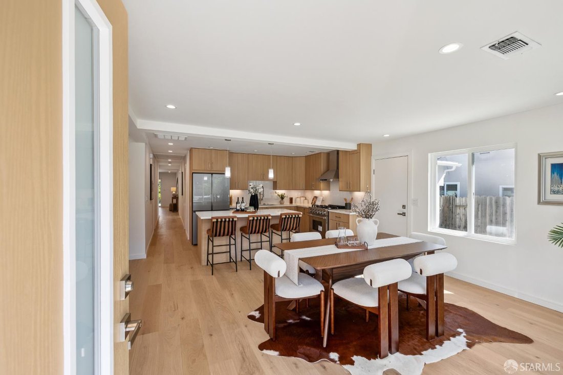 House in Redwood City, California, United States 5 - 19106776