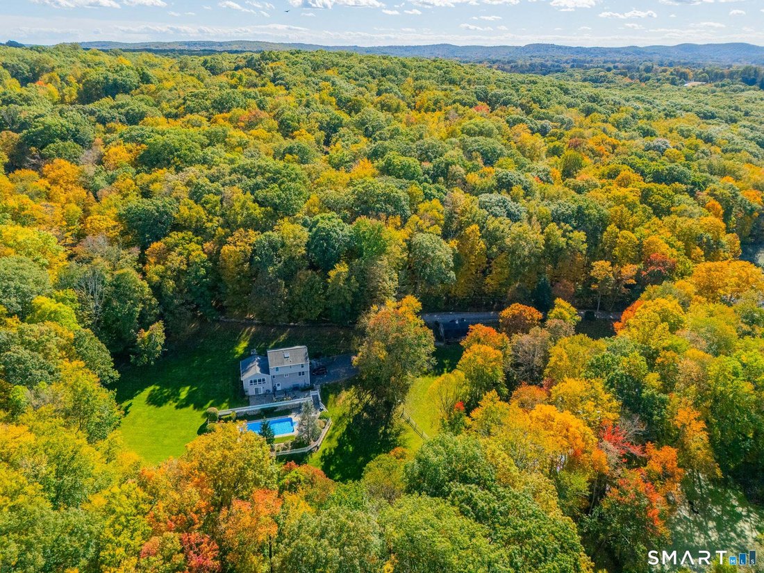 Maison à Newtown, Connecticut, États-Unis 3 - 19106707