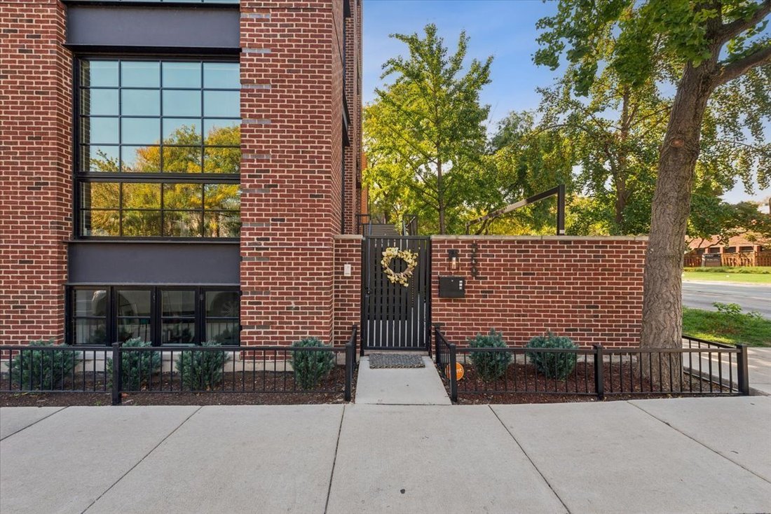 Condo in Chicago, Illinois, United States 2 - 19108002