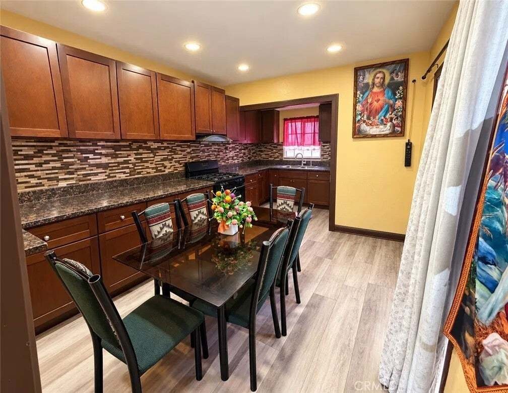Townhouse in Lawndale, California, United States 3 - 19107448