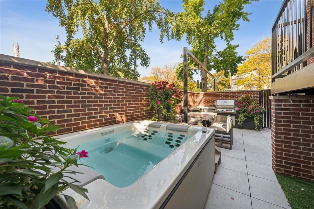 Condo in Chicago, Illinois, United States 5 - 19108002