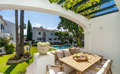 Maison de ville à Nueva Andalucia, Marbella, Espagne 1