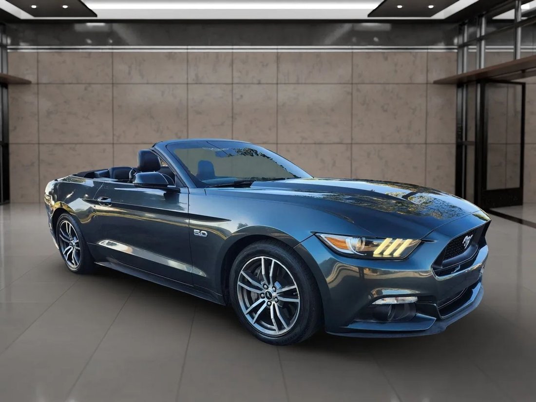 Cabriolet in Fullerton, CA, United States 3 - 19107799