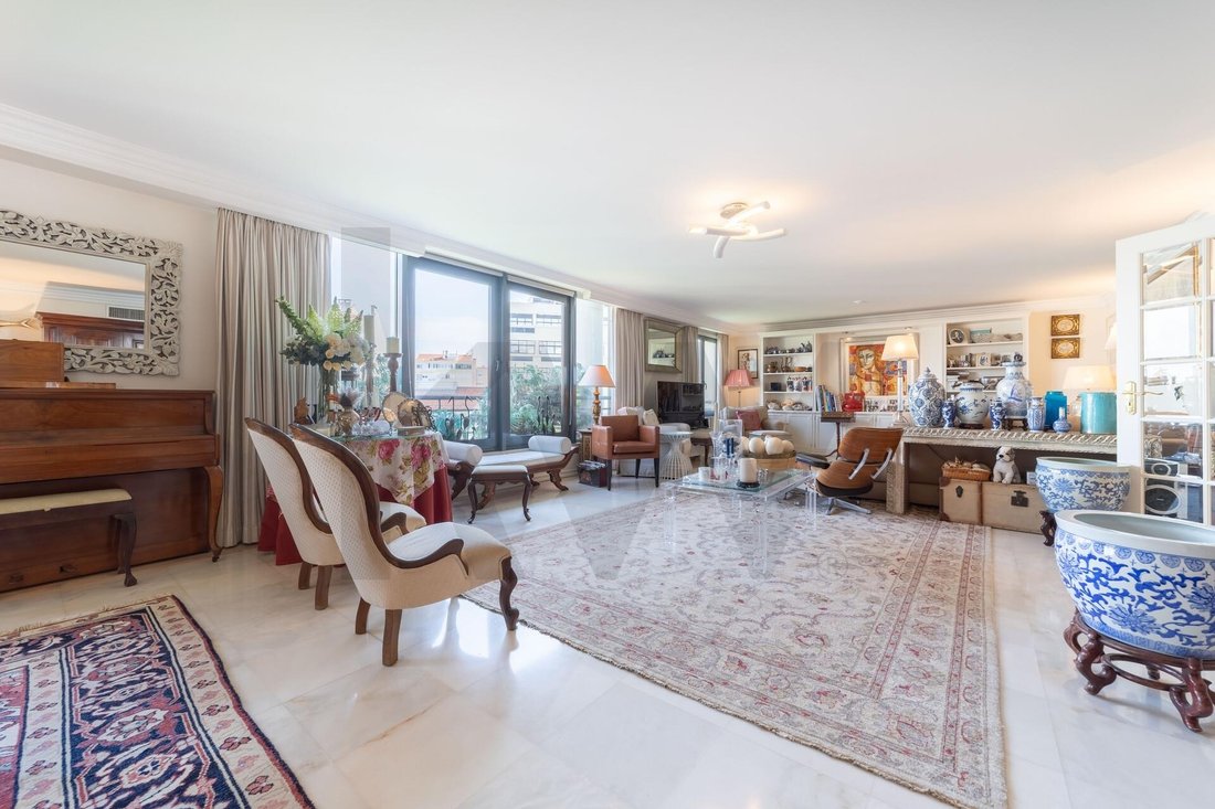 Apartamento en Avenidas Novas, Lisboa, Portugal 1 - 19108719
