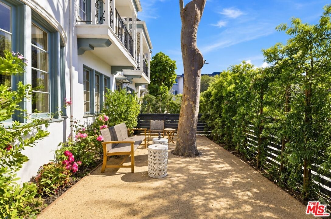 Condo in Los Angeles, California, United States 2 - 19108325