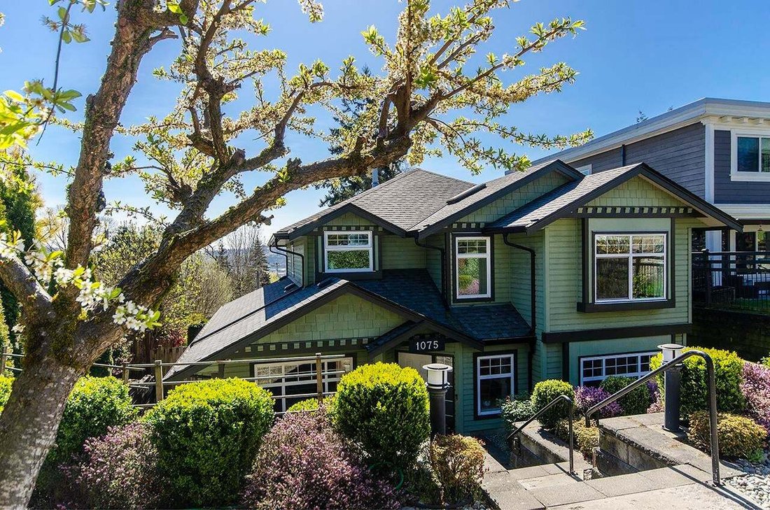 Casa a Nord Vancouver, Columbia Britannica, Canada 1 - 19107754