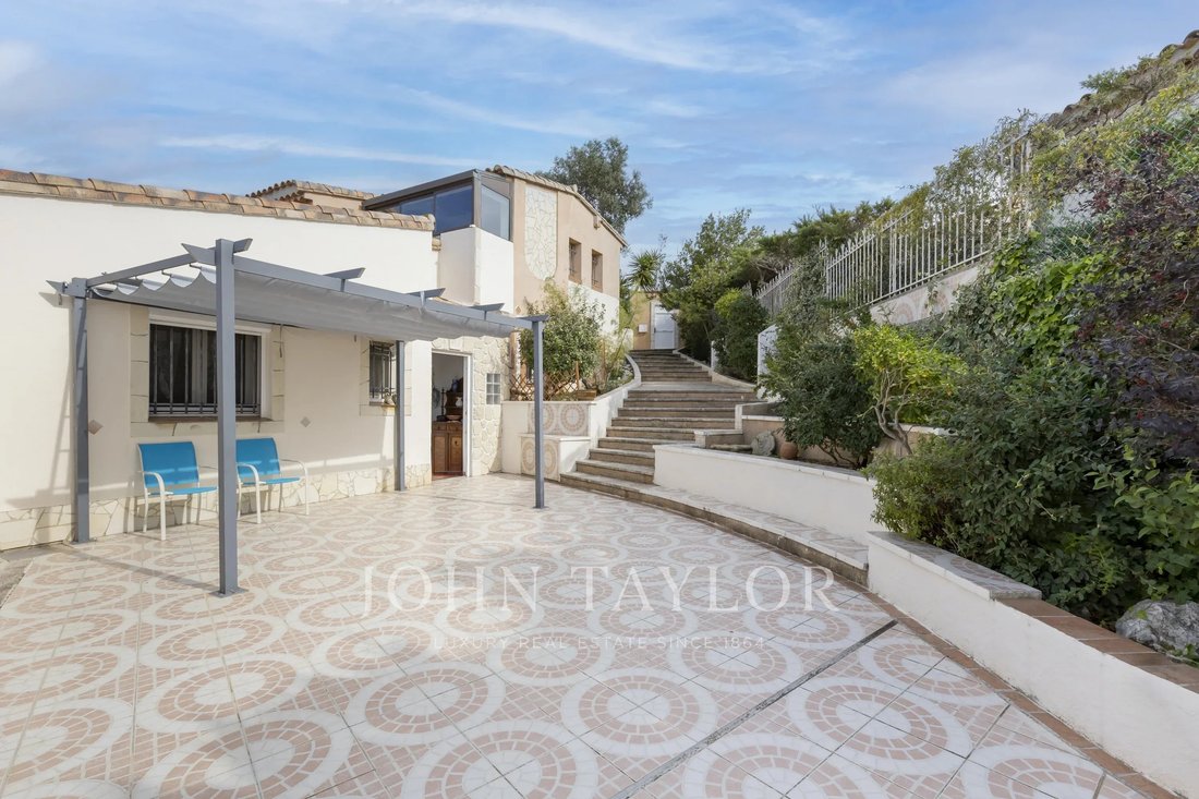 Villa in Le Village-L'Esperon, Sausset-les-Pins, France 5 - 19107474