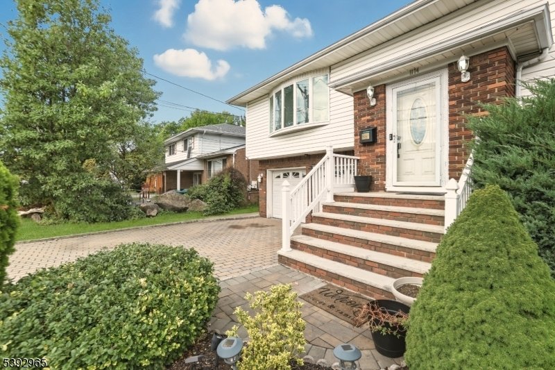 House in Linden, New Jersey, United States 4 - 19108884