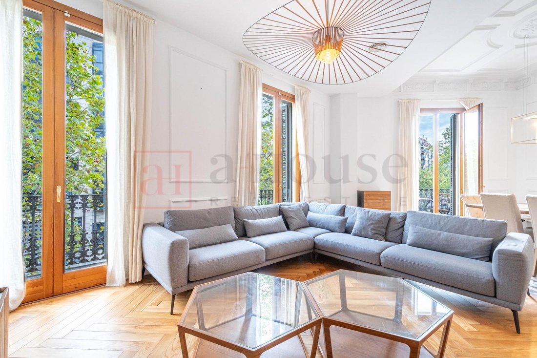 Apartment in Eixample, Barcelona, Spain 1 - 19107520