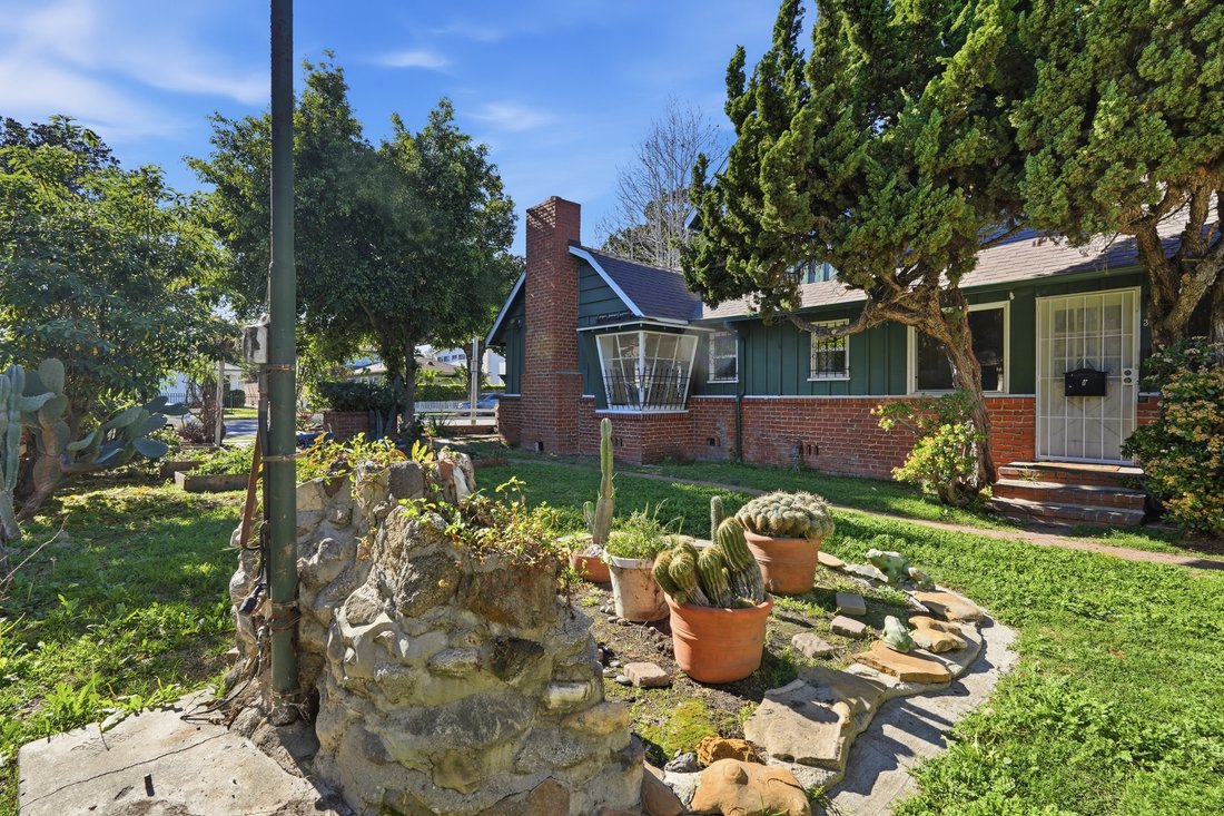 Los Angeles, California, United States 5 - 19107851