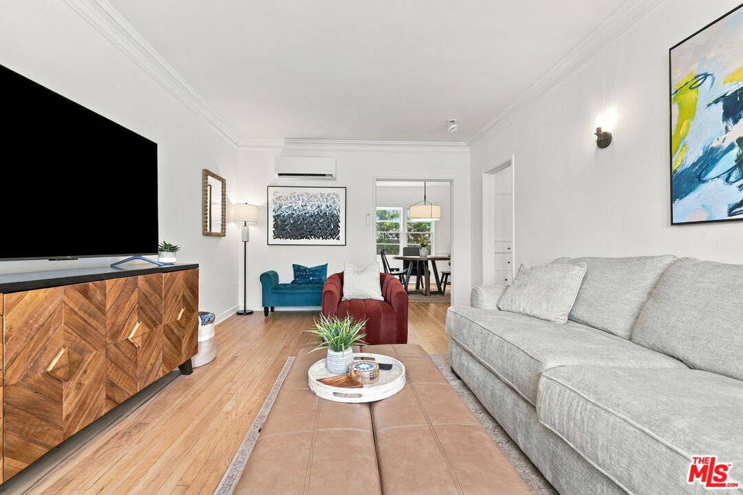 Condo in Los Angeles, California, United States 3 - 19108325