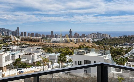 Townhouse in la Vila Joiosa / Villajoyosa, Valencian Community, Spain 1