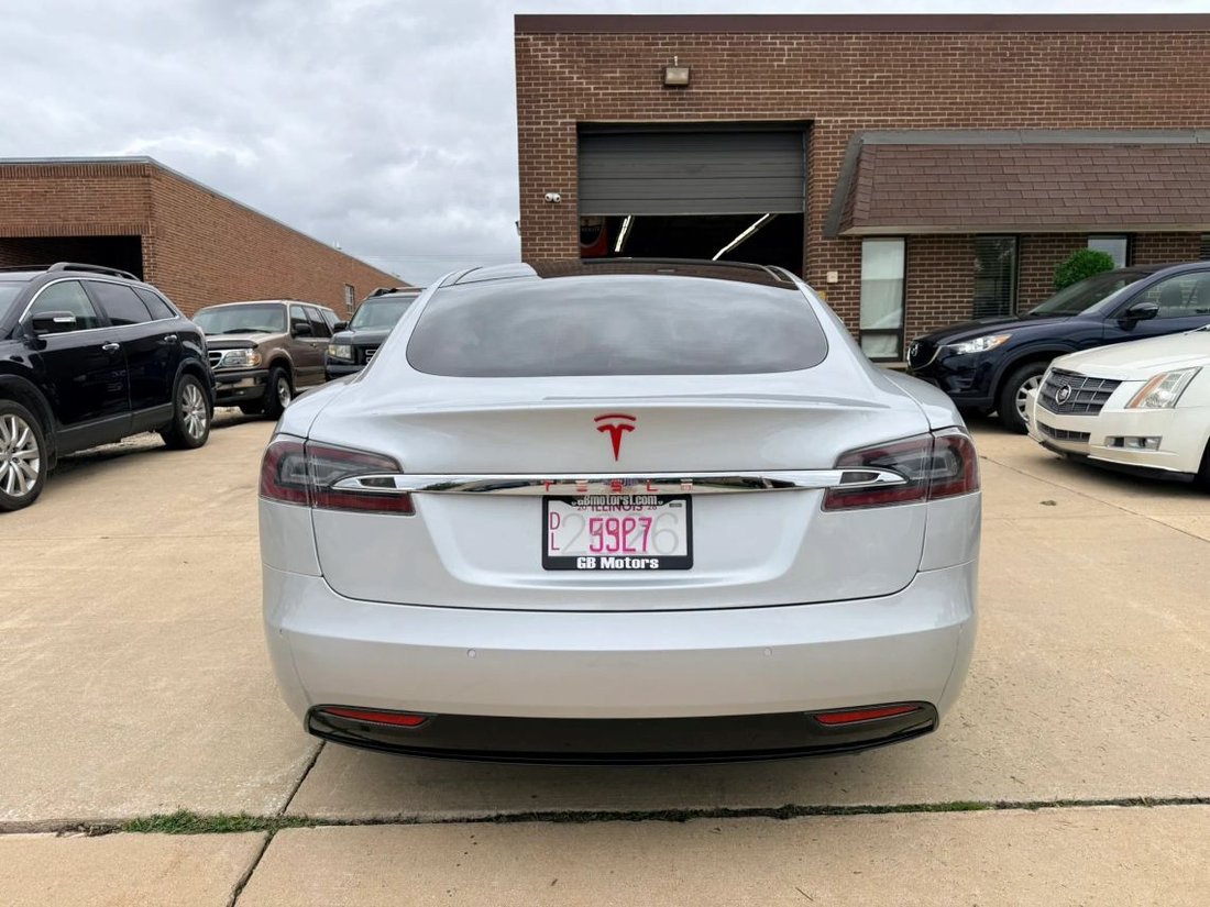 Sedan in Addison, IL, United States 5 - 19108328