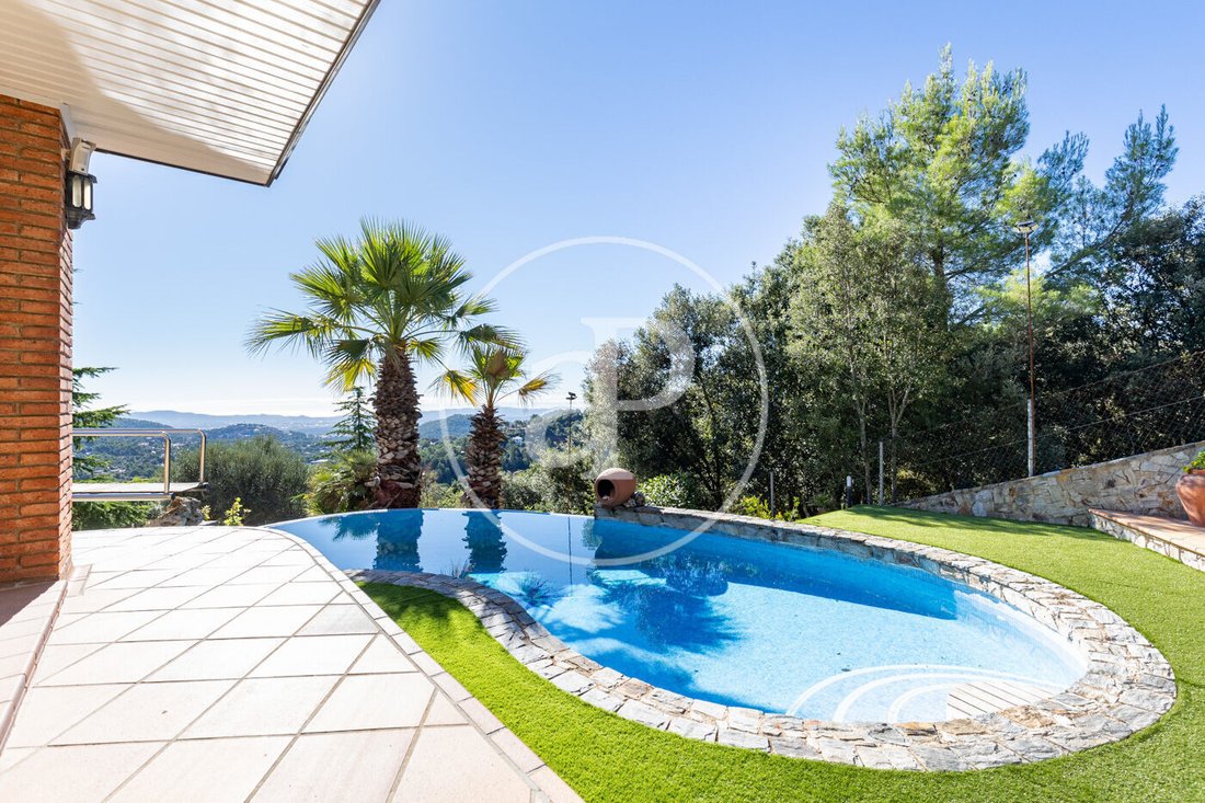 Villa in Eixample, Barcelona, Spain 3 - 19107611