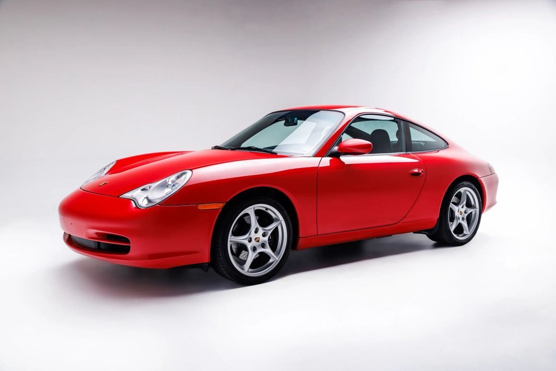 Coupe in Los Angeles, CA, United States 1 - 19108283